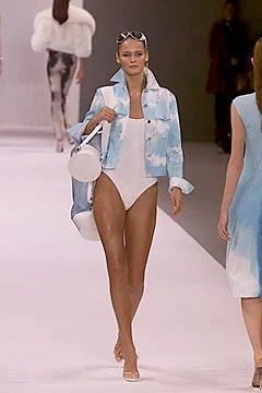 Look 18